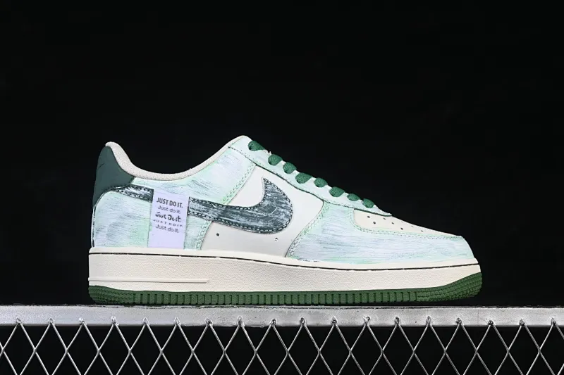 All categories Nk Air Force 1 Air Force series Nk Air Force 1 Low Air Force low-top Nike Air Force 1'07 Low "Bamboo In Ink Wash" Hand-painted graffiti Green bamboo ink rhyme Air Force 1 low-top casual sneakers FB1839-123